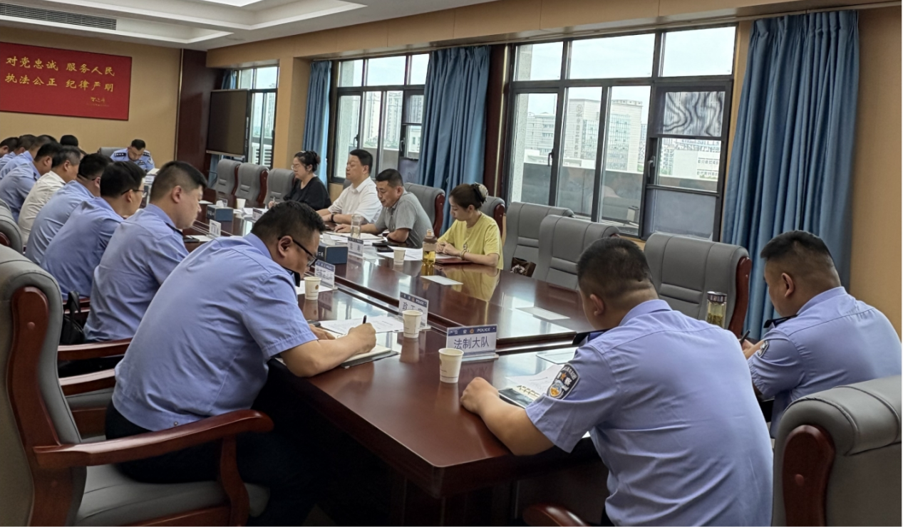 <a href="./xwzx/sjdt/202606/t20260603_766964.html">市审计局召开市公安局葛店经开区分局经济责任审计进点会</a>